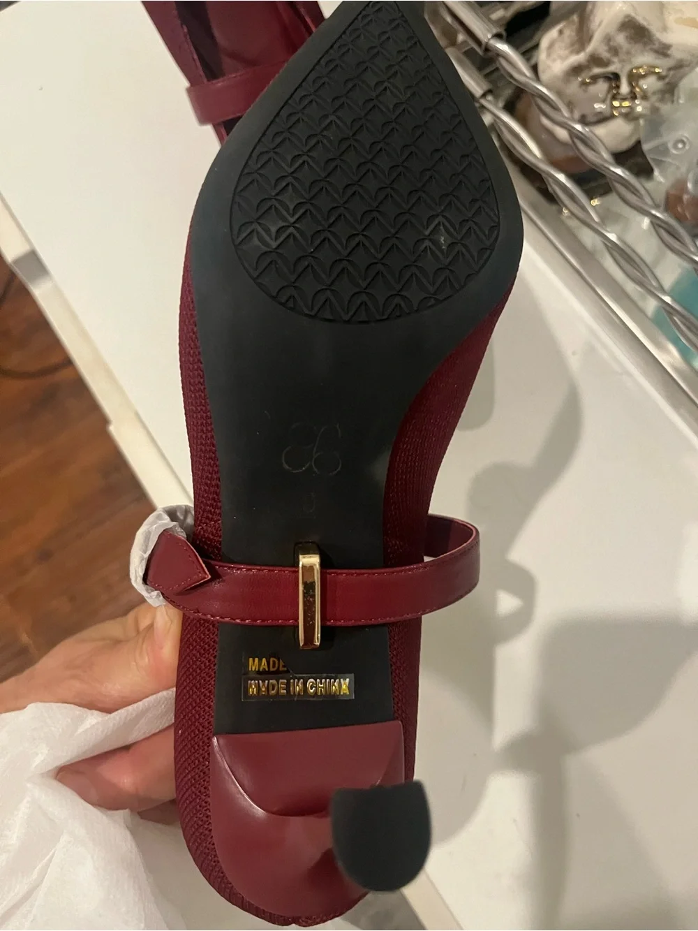 NWT Elegant Elegant pointed cozy island pumps in deep burgundy
